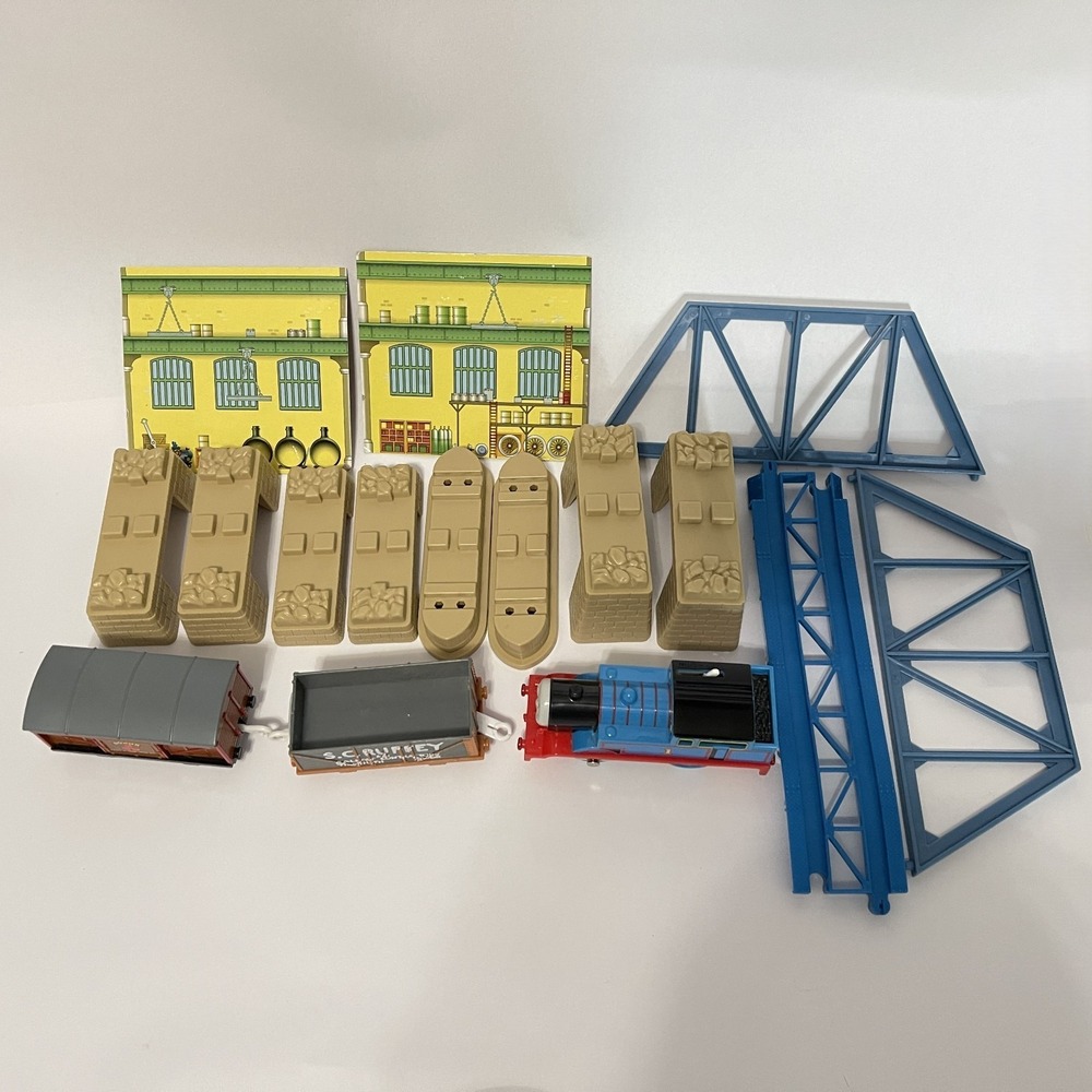 Mattel Thomas &‎ Friends Gullane Replacement Add-on Parts Pieces Lot of 16
